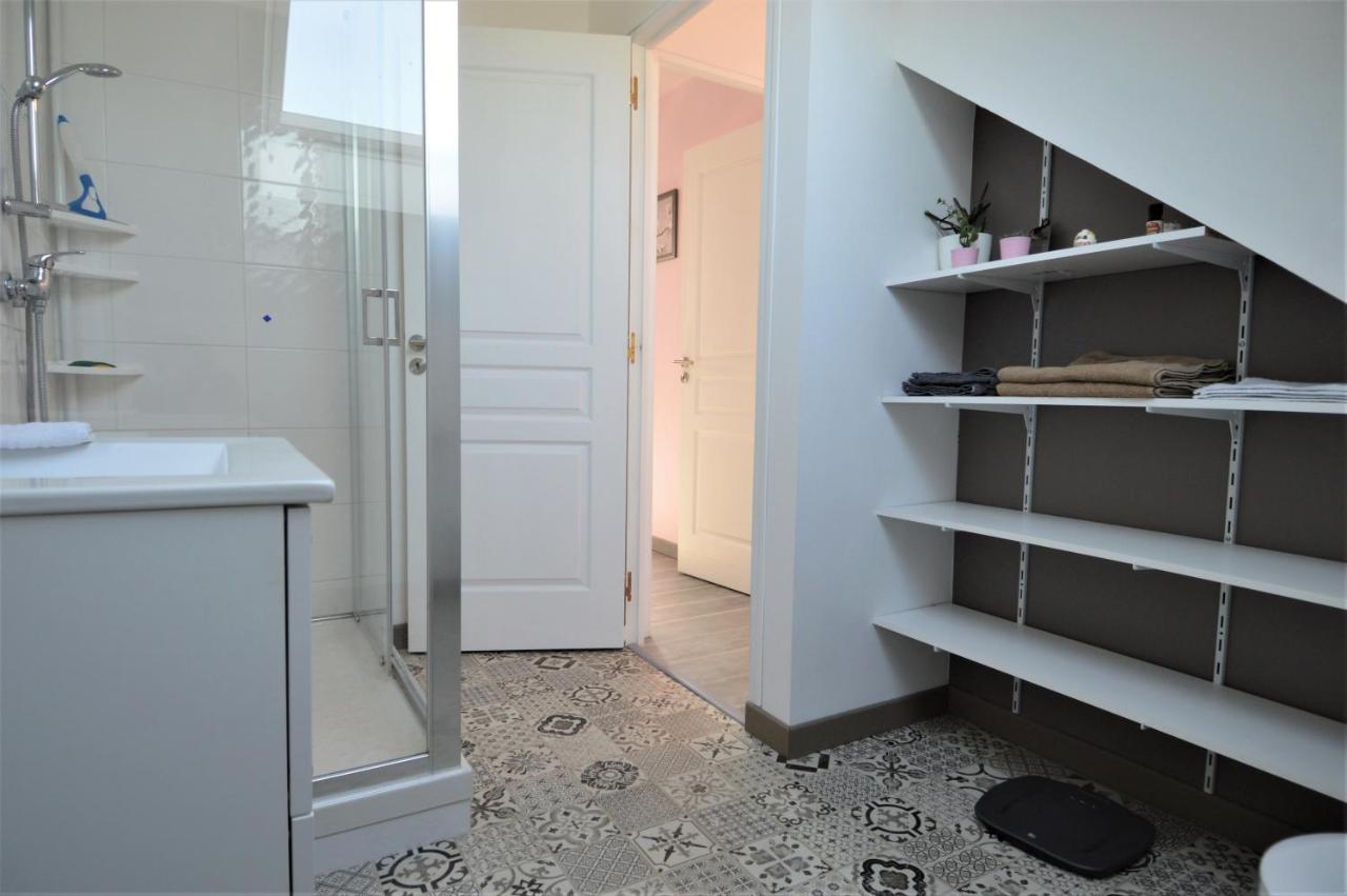 Appartement Moderne Avec Terrasse A 500M De La Mer Courseulles-sur-Mer Eksteriør billede