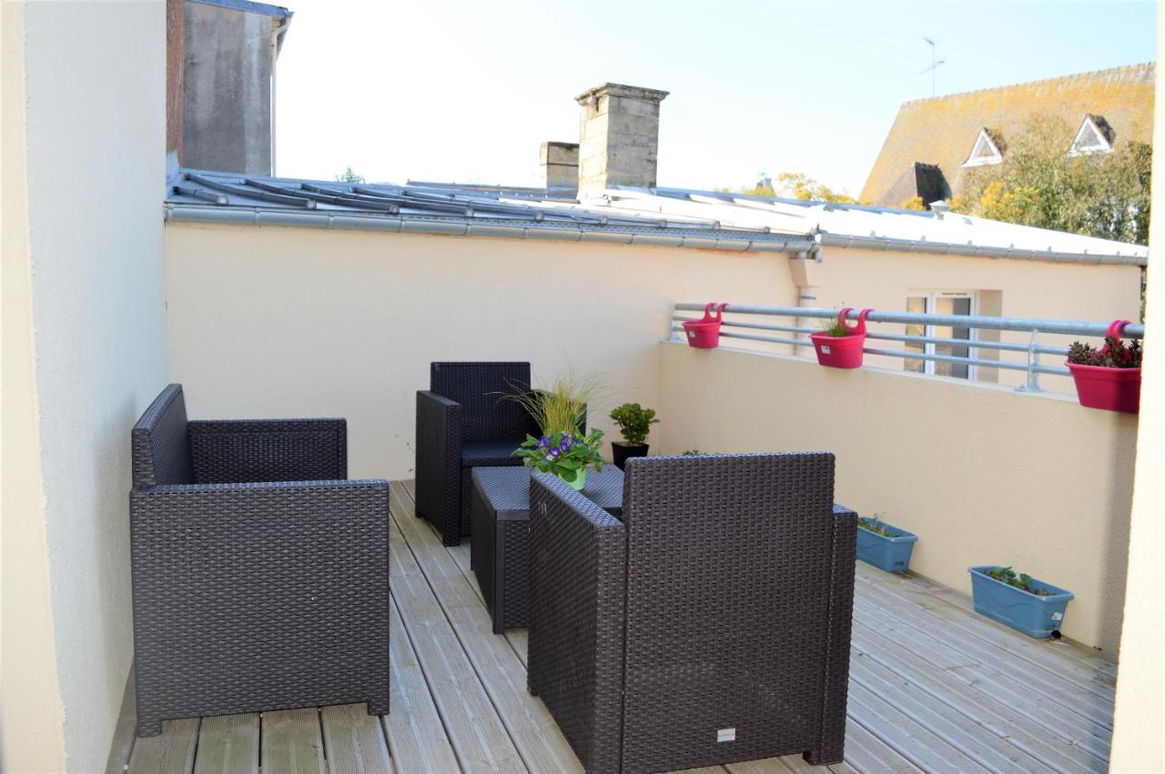 Appartement Moderne Avec Terrasse A 500M De La Mer Courseulles-sur-Mer Eksteriør billede